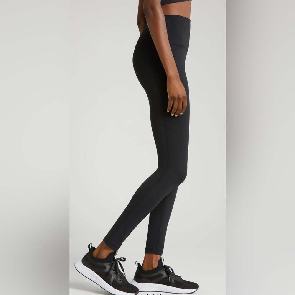 24.Zella high waisted black leggings small - Picture 4 of 10
